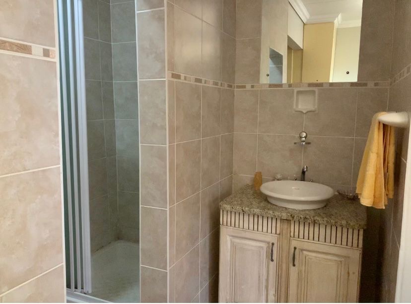 4 Bedroom Property for Sale in Paradise Beach Eastern Cape